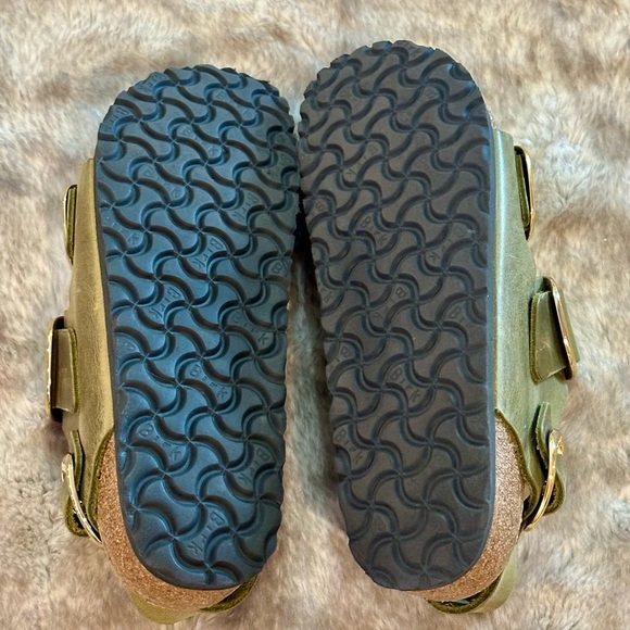 Birkenstock Green Sandals with Gold Buckles​ - Picture 4 of 7